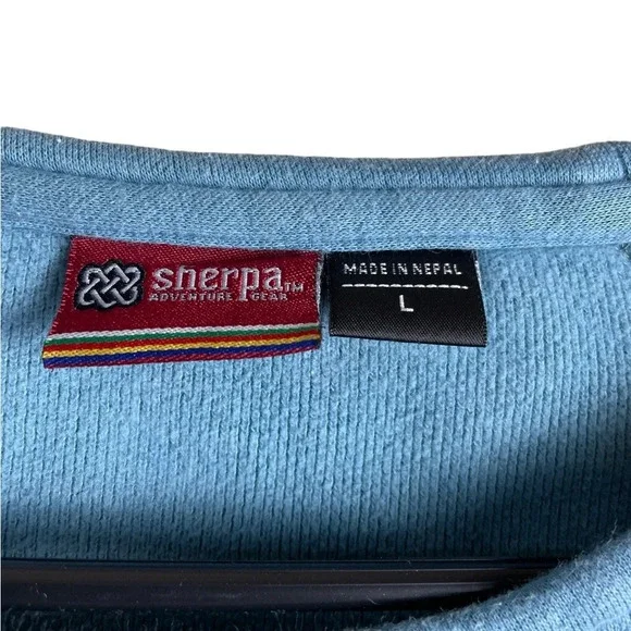 Sherpa Adventure Gear Top/Sweatshirt - Picture 2 of 9